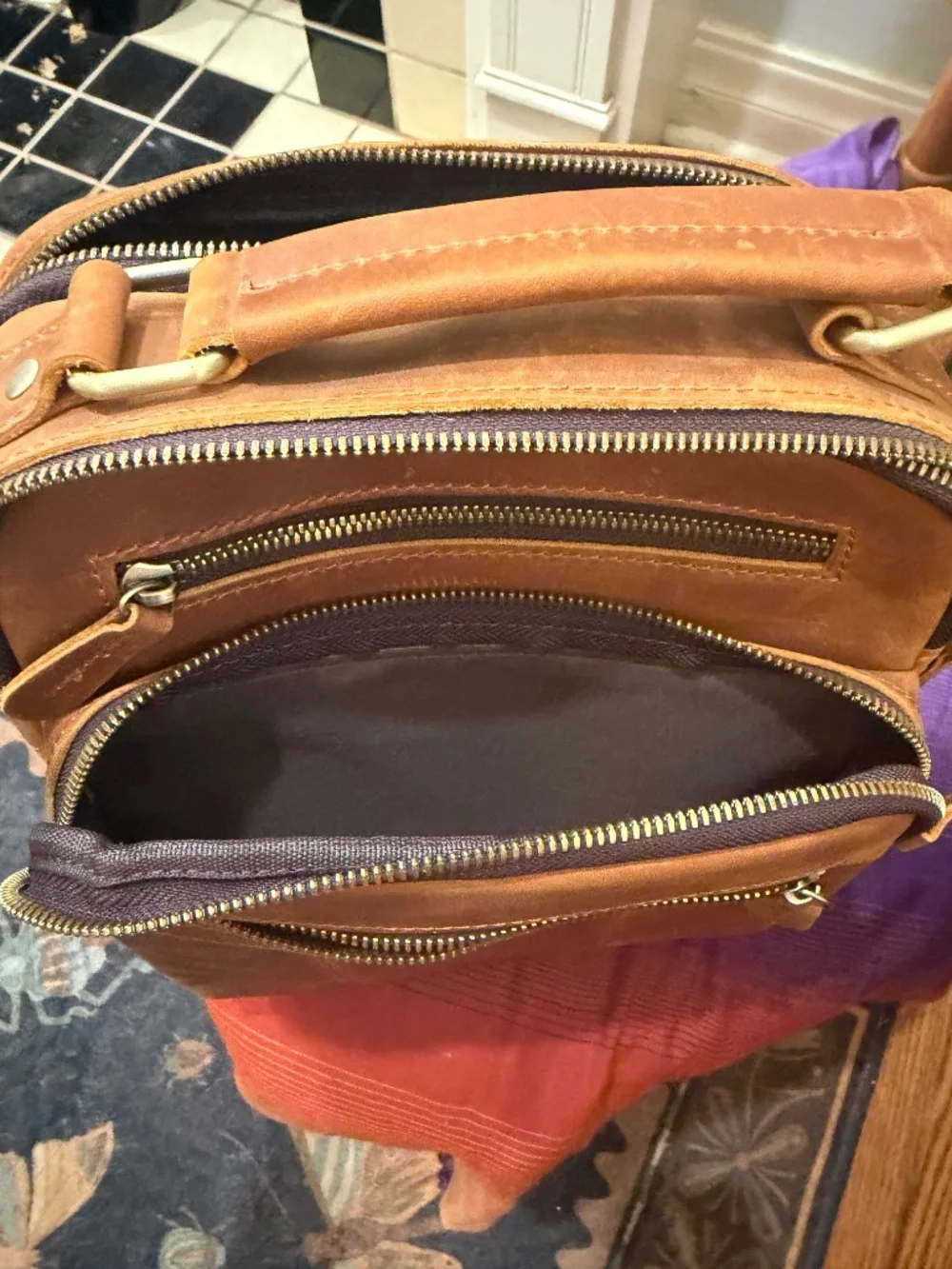 Jack&Chris Leather Messenger Bag.